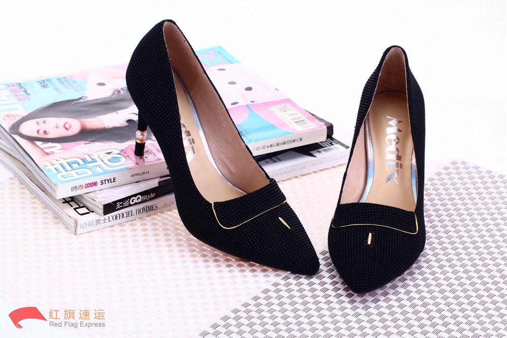 16396224779236.jpg 攝圖網(wǎng)_500766859_高跟鞋(企業(yè)商用)_副本.jpg