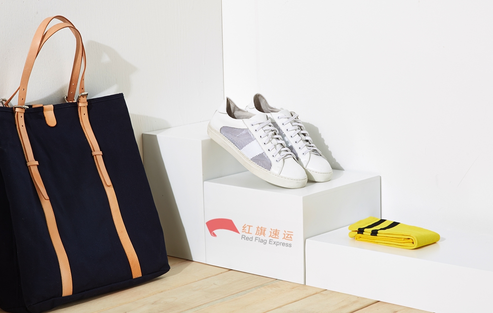 16553454577218.jpg 攝圖網_500512259_配飾鞋包靜物(企業商用)_副本.jpg